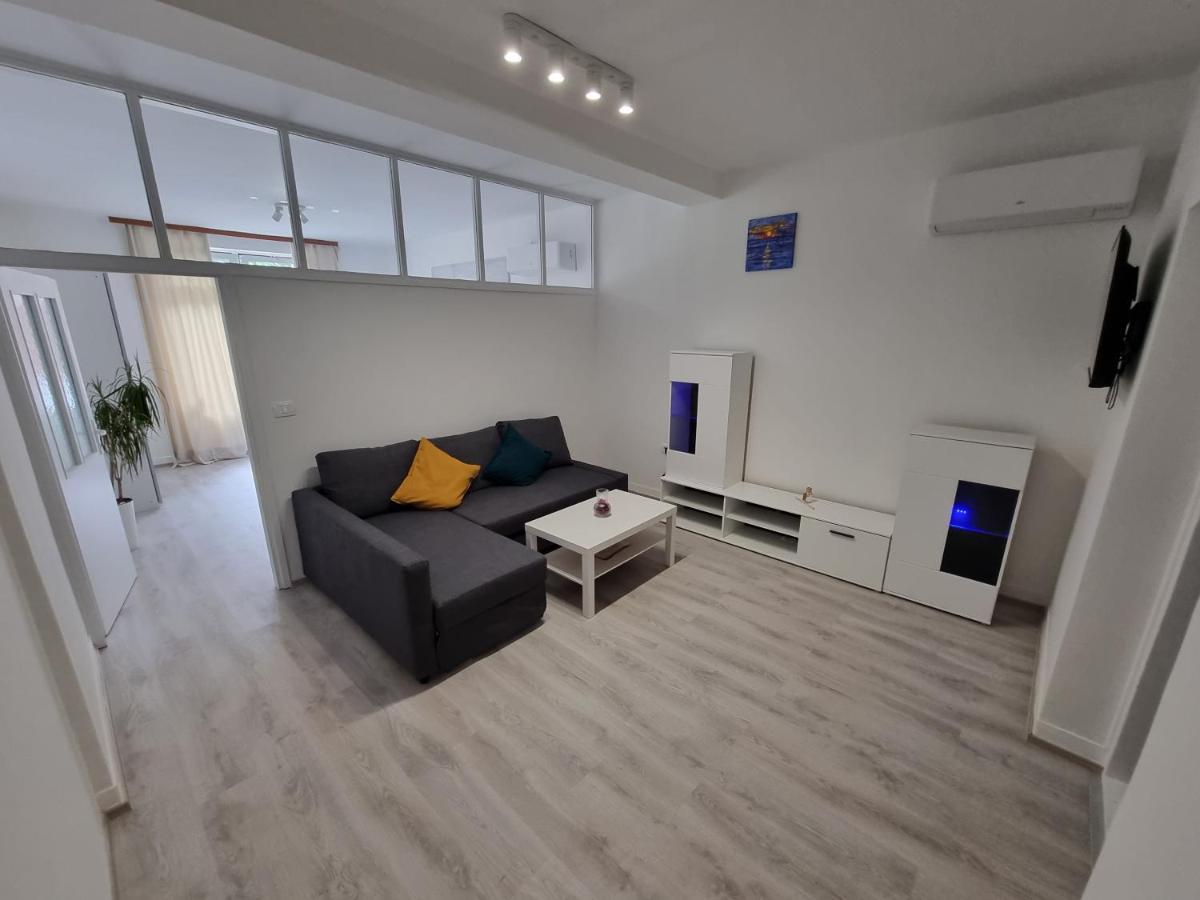 Retreat Apartments With Free Parking بولا المظهر الخارجي الصورة